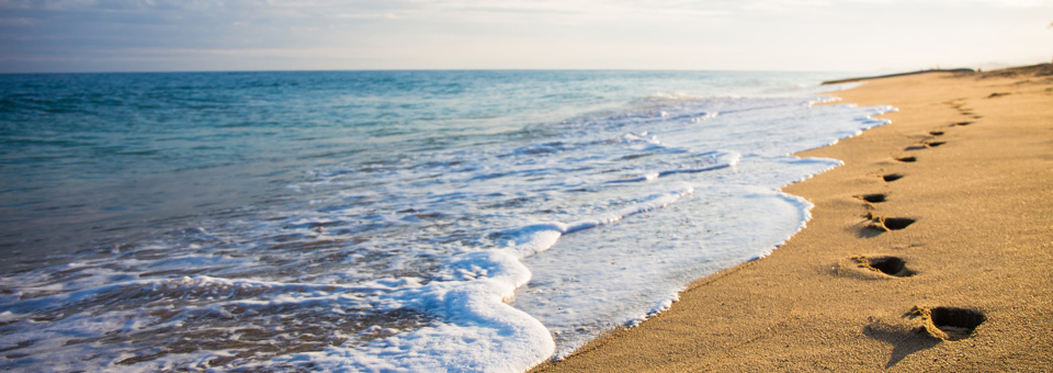 image of footprints in sand